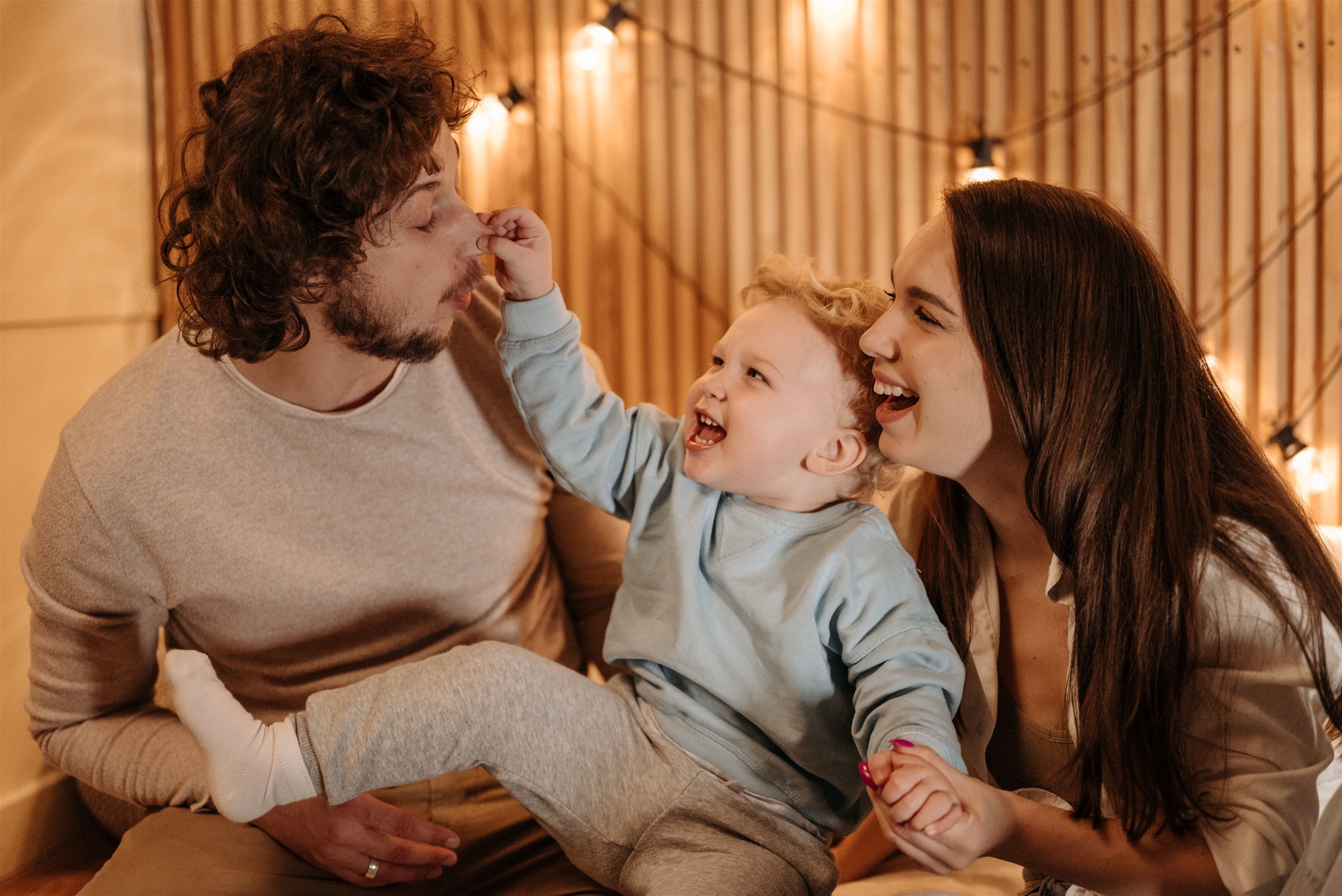 Đừng Để Sự Im Lặng Giết Chết Cuộc Hôn Nhân Của Bạn